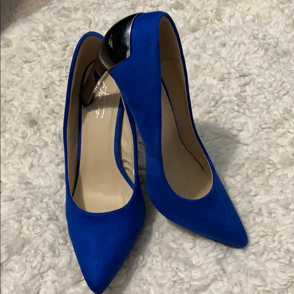 Cobalt blue faux suede pumps
